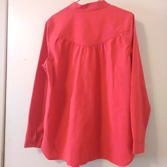 TravelSmith Pintucked Mandarin Collar Tunic, Size Small - Picture 10 of 13